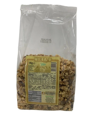 Raisin and hazelnut granola